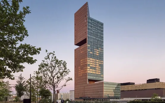 BIM architecture | SOM completes double cantilever 'Manhattan Attic Garden Building'