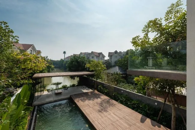 BIM architecture | Creating an indoor courtyard under arched windows and corridors: Vietnam AD8 Villa/Nemo Studio