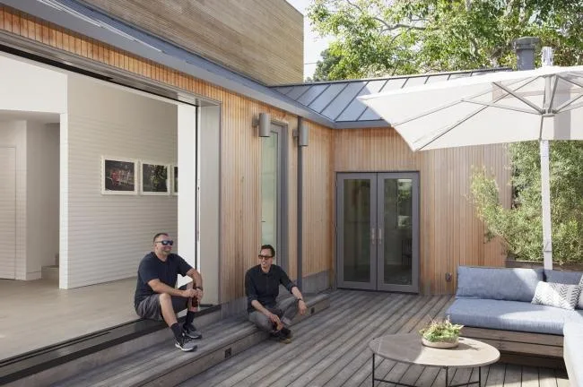BIM Architecture | Jumping Irregular Geometric Shapes: Los Angeles Beach Resort/Blue Truck Studio