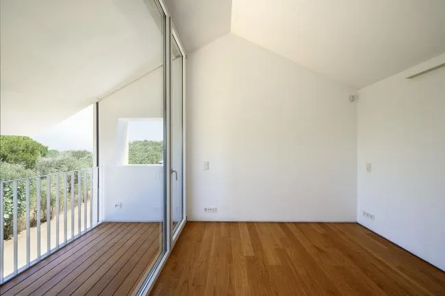 BIM Architecture | White Elves on the Aegean Coast - Greek E-House/Buerger Katsota Architects