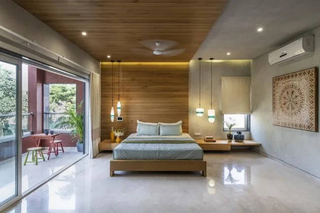 BIM Architecture | Passionate like fire, introverted like a plow ox: India's 'Red Box' Home/The Grid Architects
