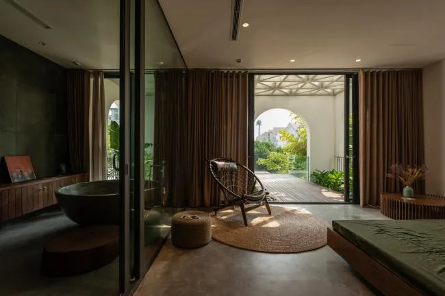 BIM architecture | Creating an indoor courtyard under arched windows and corridors: Vietnam AD8 Villa/Nemo Studio