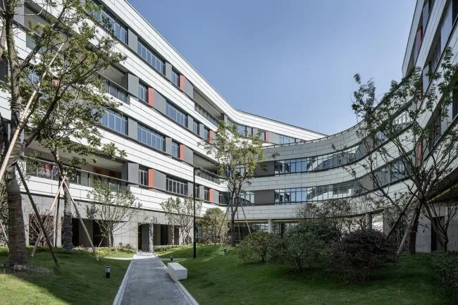 BIM Architecture | Floating Stereoscopic Campus - Zhejiang University School of Education Affiliated Middle School/Zhejiang University Architectural Design and Research Institute Co., Ltd