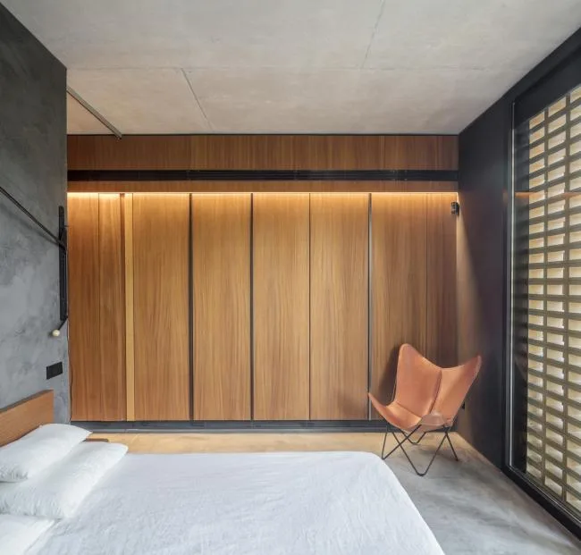 BIM Architecture | Light and Shadow Circulation Brings Warm Texture - Four Friends Apartment in Spain