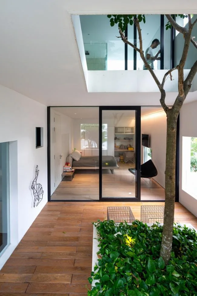 BIM Architecture | Sky Home, Stars and Greenery Create a Spiritual Residence/MIA Design Studio