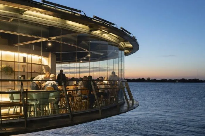 BIM Architecture | 360 ° Panoramic View Food Bar Restaurant