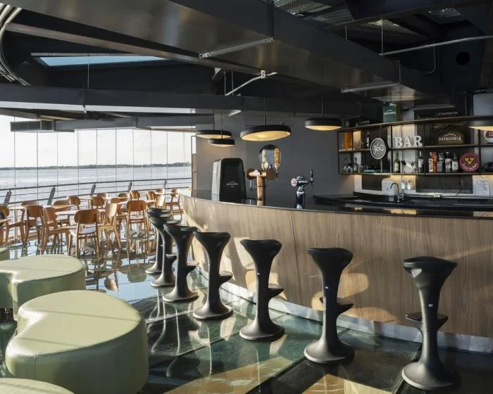 BIM Architecture | 360 ° Panoramic View Food Bar Restaurant
