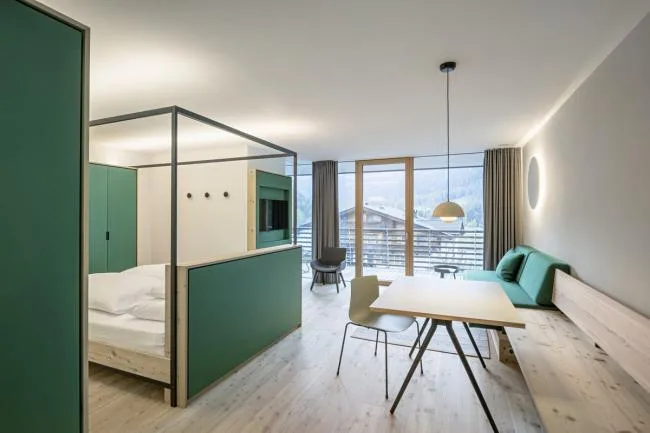 BIM Architecture | Living on the Mountain - Strata Hotel/Plasma Studio