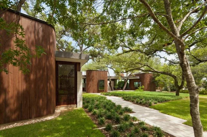 BIM Architecture | Natural Integration: Lakeview Residence/Alter Studio