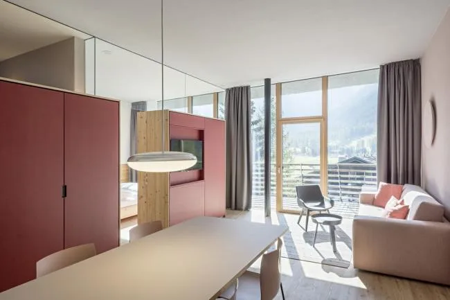 BIM Architecture | Living on the Mountain - Strata Hotel/Plasma Studio