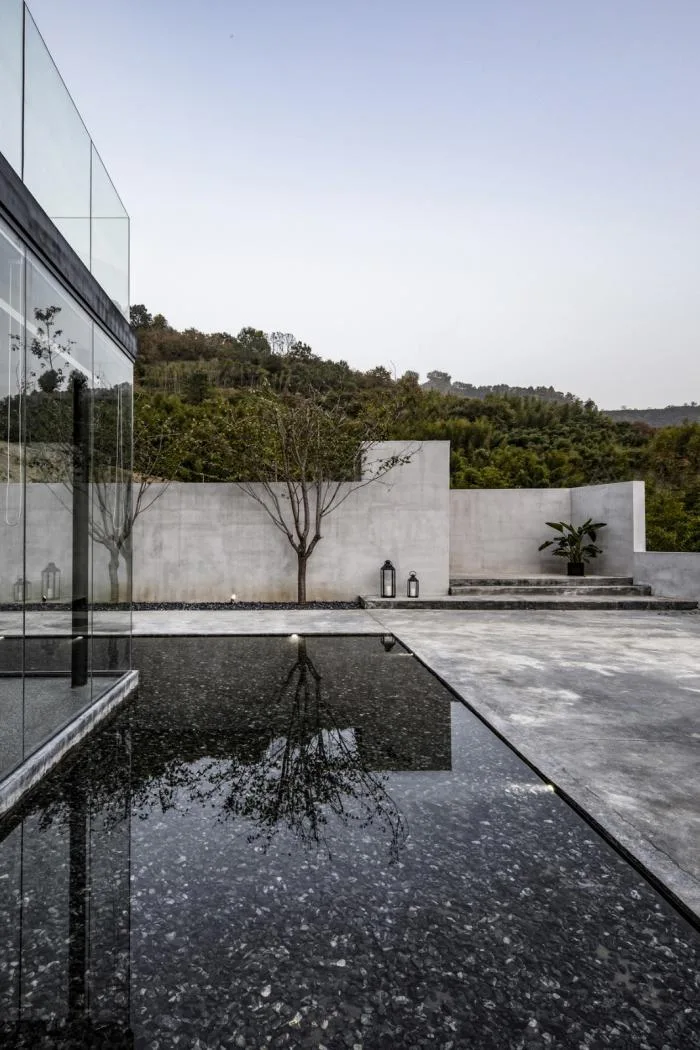 BIM Architecture | Far View of Smoke and Cooking Houses at the Foothills - Hangzhou Youji Boutique Homestay Hotel/Shihe Design Studio