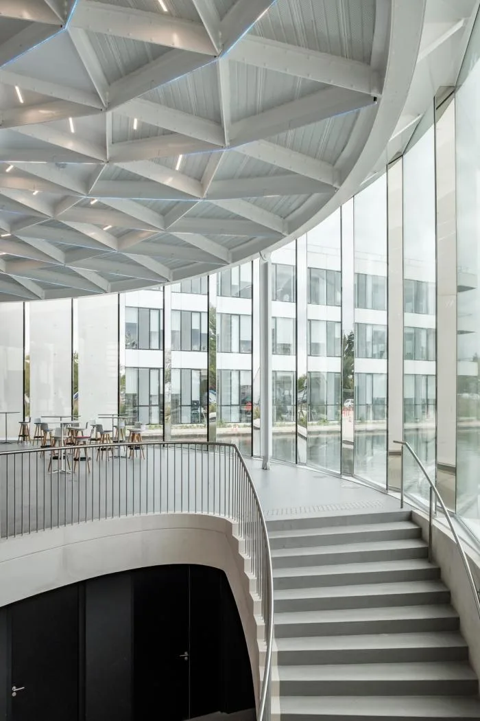 BIM Architecture | Light and Transparent, Dancing with Curved Lines: Air Liquide Group Headquarters/Michel R é mon&  Associés