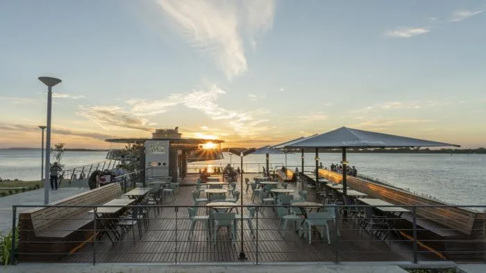 BIM Architecture | 360 ° Panoramic View Food Bar Restaurant