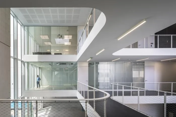 BIM Architecture | Light and Transparent, Dancing with Curved Lines: Air Liquide Group Headquarters/Michel R é mon&  Associés