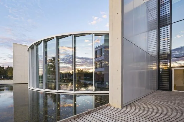 BIM Architecture | Light and Transparent, Dancing with Curved Lines: Air Liquide Group Headquarters/Michel R é mon&  Associés