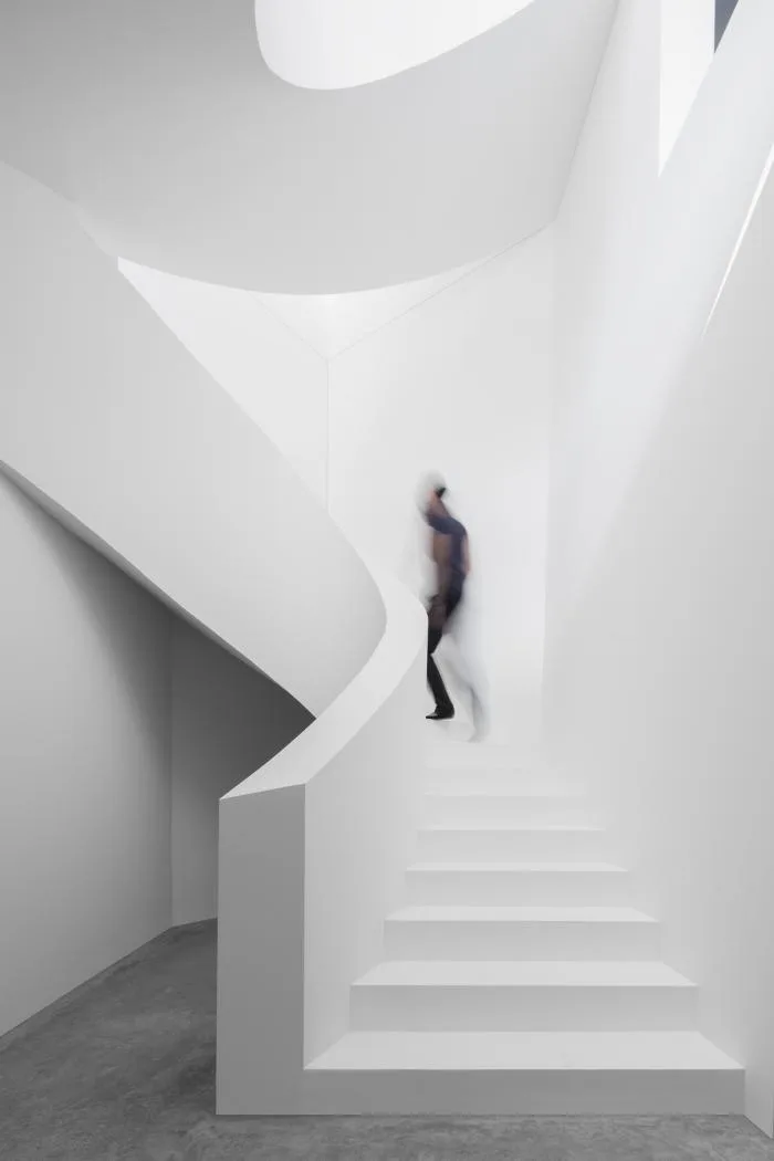 BIM Architecture | Misaligned Composition, Simplicity with Tension - Komano Villa/DF-DC