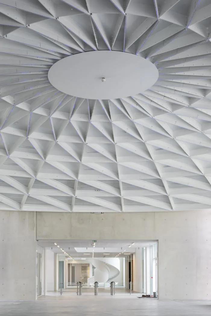 BIM Architecture | Light and Transparent, Dancing with Curved Lines: Air Liquide Group Headquarters/Michel R é mon&  Associés