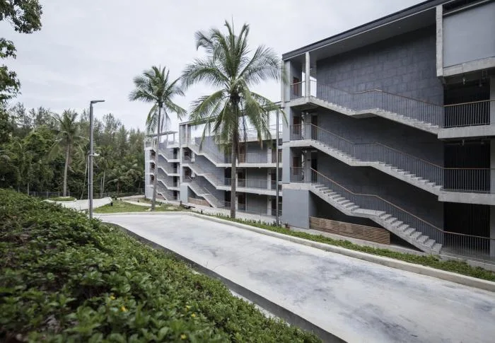 BIM Architecture | Located on a tranquil hillside, listening to the rustling of coconut groves: Varivana Resort Hotel, Phaan Island, Thailand