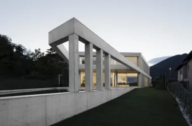 BIM Architecture: Balancing Simplicity and Tension in Komano Villa by DF-DC-BIM WORLD