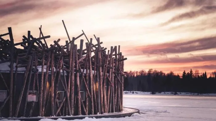BIM Architecture | Floating Spa Hotel on the Lule River: 'Arctic Bath'