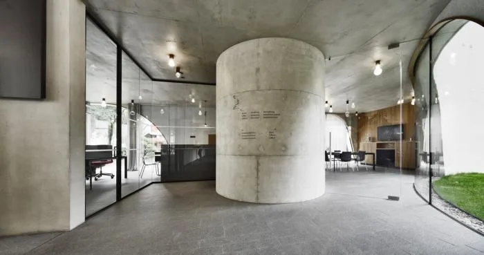 BIM Architecture | Integrating Classical and Mischievous Flying - Tourist Center Embracing Old Trees/MoDusArchitects