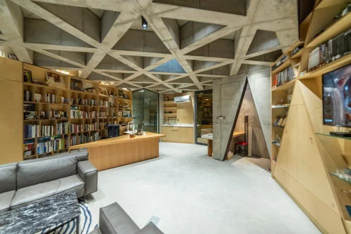 BIM Architecture | Abstract Geometric Space of Concrete Construction: Atelier 11 Office Building/Atelier 11