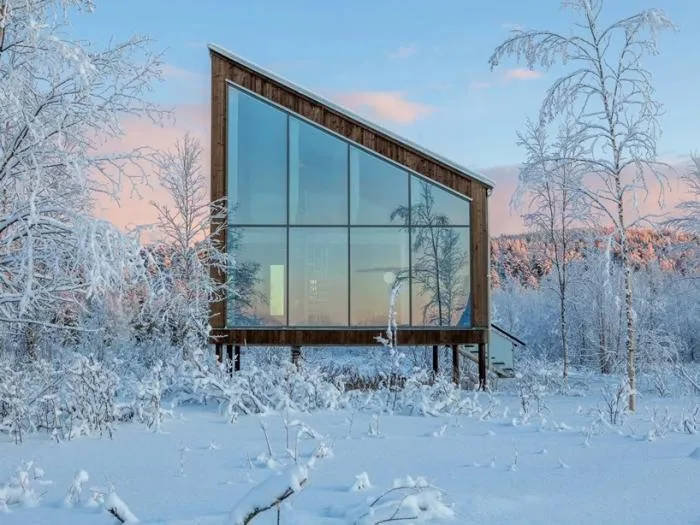 BIM Architecture | Floating Spa Hotel on the Lule River: 'Arctic Bath'