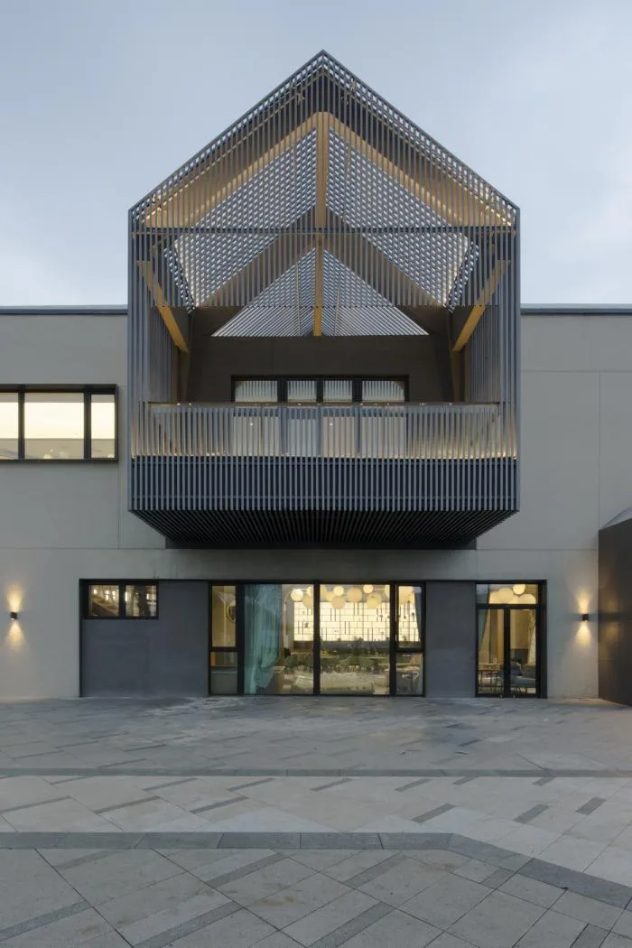 BIM Architecture | Abstract Expression of Children's Drawing Symbols: Xuhui Mansion/Tianhua Architectural Design 2A Institute, Taizhou