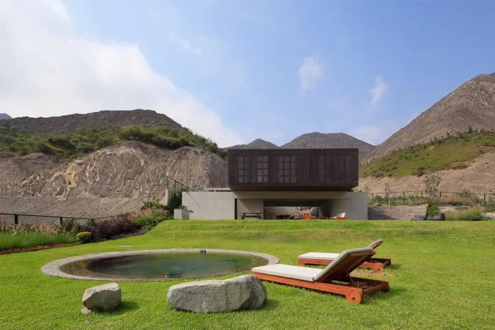 BIM Architecture | Organic Housing in Mountain and Rural Areas - 'Under the Wooden Box' by Martin Dulanto Arquitecto