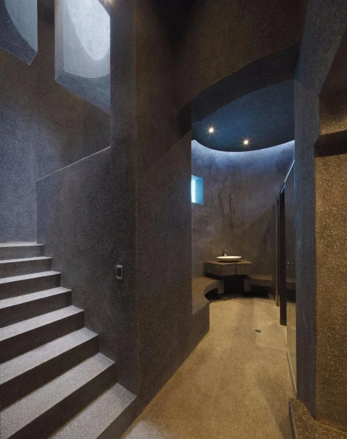 BIM Architecture | Like a "Living Container" Carved from Rock - Peru Permanent Residence/Longhi Architects