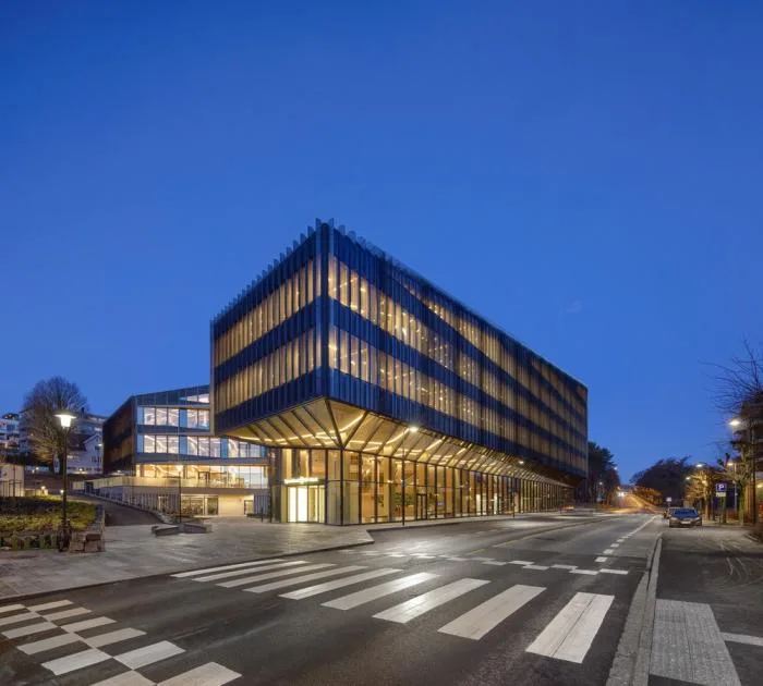 BIM Architecture | Unique Beauty of Construction: SR Bank's New Headquarters