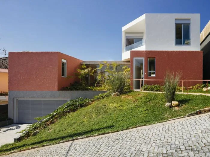 BIM Architecture | Garden style Residence with Square and Circle Creation: Cauman's Home/Est ú dio BRA