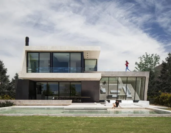BIM Architecture | Warm and Pure Deconstruction: Marble Residences/OON Architecture