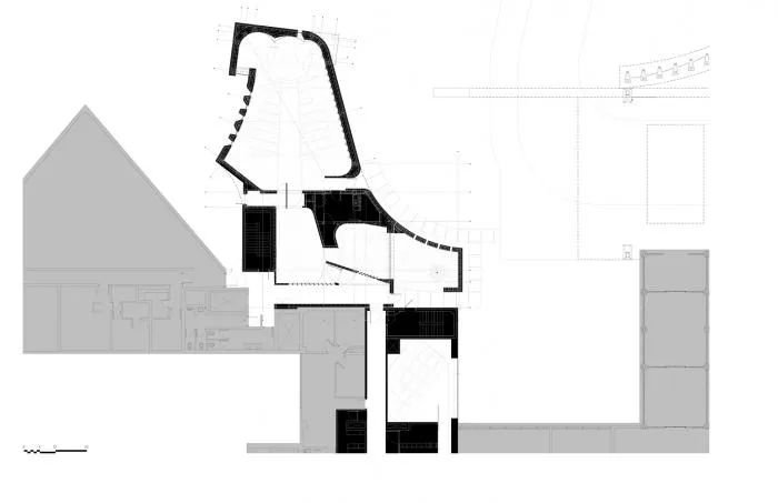 BIM architecture | Rotating 'woven' brick sculpture: St. Mary's Church/PLY+