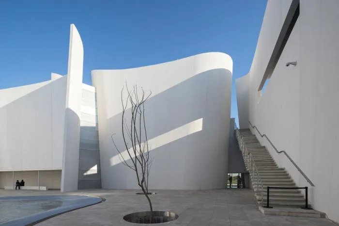 BIM architecture | Smooth and silky like silk dancing, Baroque International Museum/Ito Toyo Architects