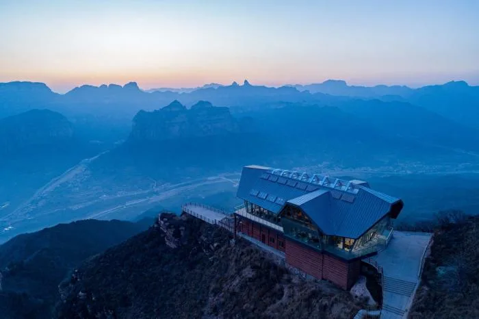 BIM Architecture | Restaurant on the Cliff/Urban Architecture Design