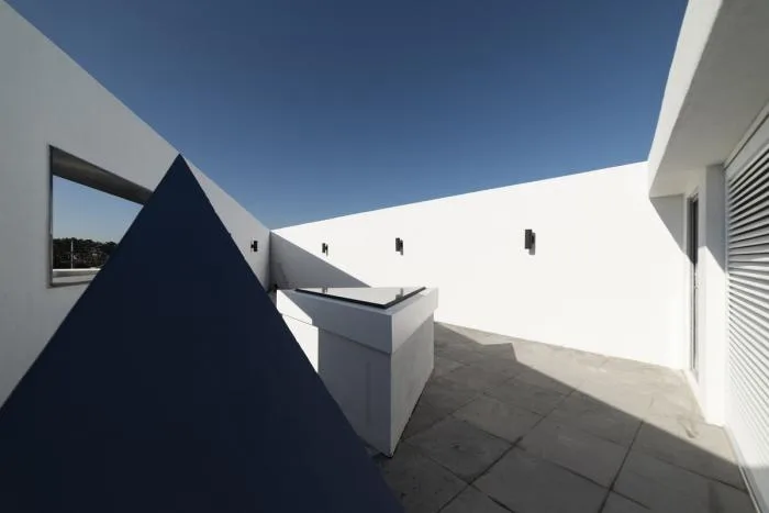 BIM Architecture | Abstract Geometric Space of Concrete Construction: Atelier 11 Office Building/Atelier 11