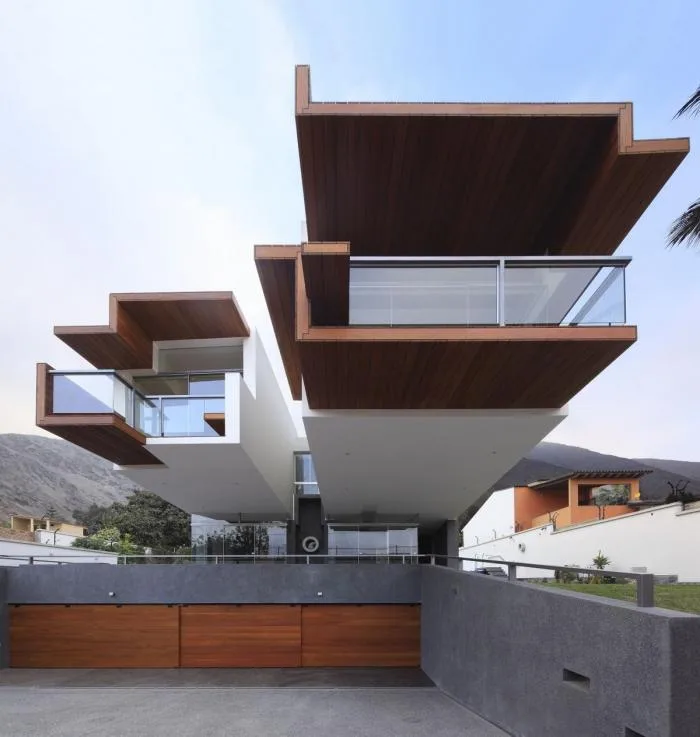 BIM Architecture | Like a "Living Container" Carved from Rock - Peru Permanent Residence/Longhi Architects