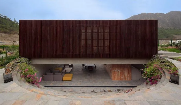 BIM Architecture | Organic Housing in Mountain and Rural Areas - 'Under the Wooden Box' by Martin Dulanto Arquitecto