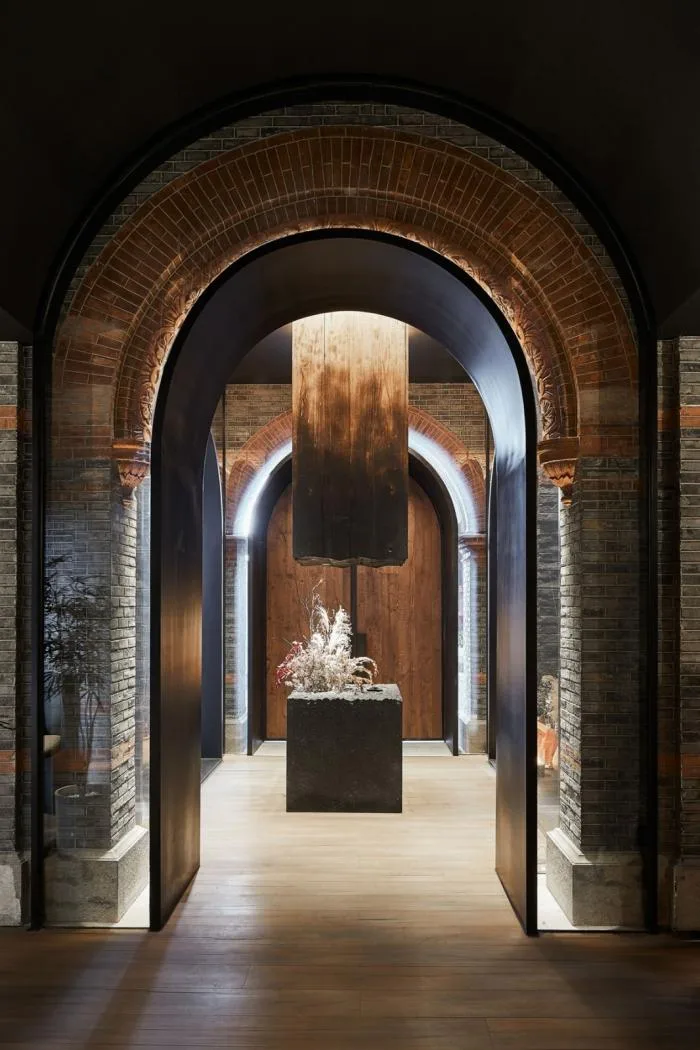 BIM Architecture | When Time and Temperature Intertwine in Space - CHARCOHOL Restaurant and Cocktail Bar/Hachima Design