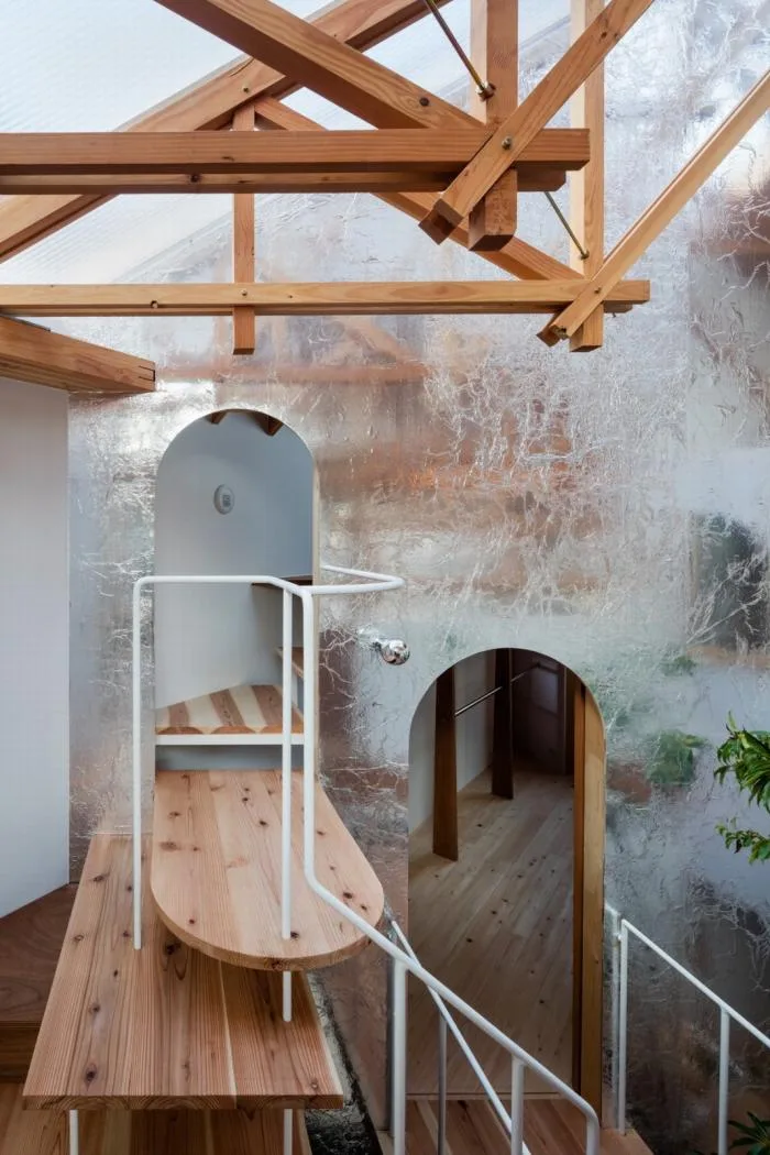 BIM Architecture | Kobe 'Hat Box' Home, a 45 degree rotated flat surface