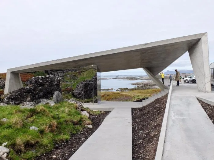 BIM Architecture | Watching the Sea on Folding Concrete: Tourist Center on Chaotic Rock Layers/MORFEUS Arkitekter