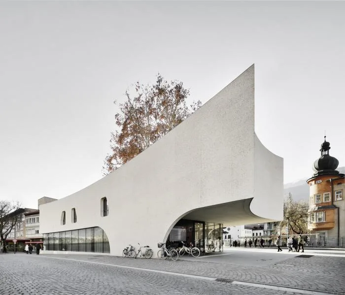 BIM Architecture | Integrating Classical and Mischievous Flying - Tourist Center Embracing Old Trees/MoDusArchitects