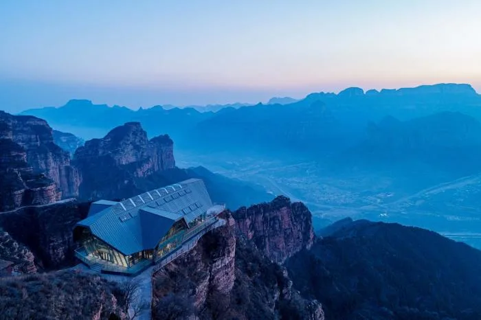BIM Architecture | Restaurant on the Cliff/Urban Architecture Design