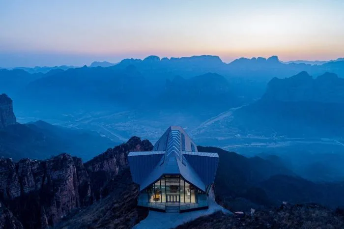 BIM Architecture | Restaurant on the Cliff/Urban Architecture Design