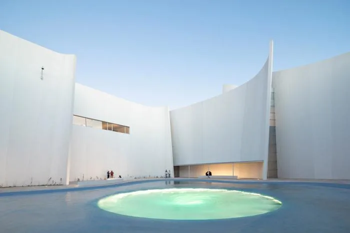 BIM architecture | Smooth and silky like silk dancing, Baroque International Museum/Ito Toyo Architects