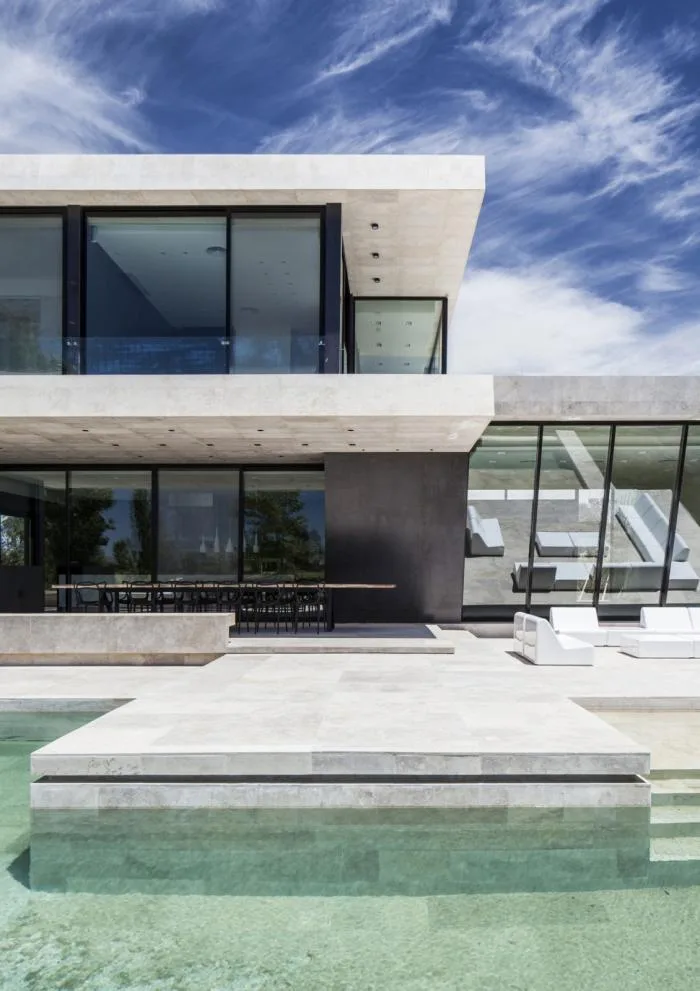 BIM Architecture | Warm and Pure Deconstruction: Marble Residences/OON Architecture