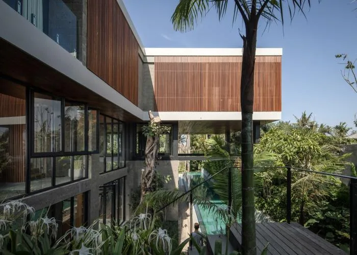 BIM Architecture | Watching the Sunset of Coconut Grove and Listening to the Frogming of Rice Fields: Home of the River by Alexis Dornier