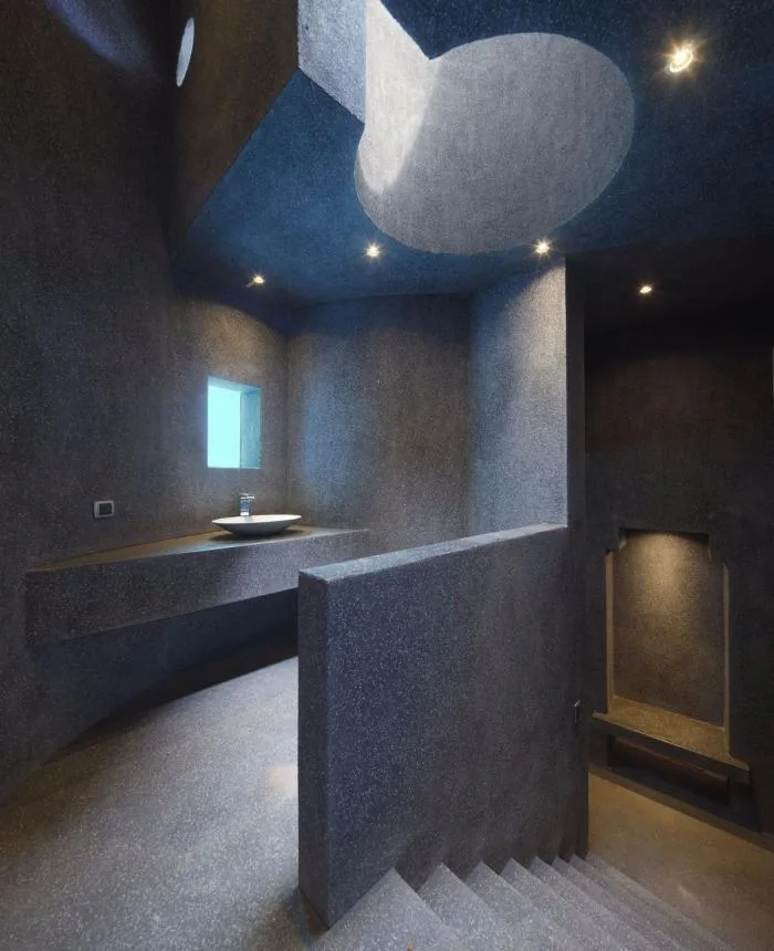 BIM Architecture | Like a "Living Container" Carved from Rock - Peru Permanent Residence/Longhi Architects