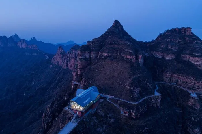 BIM Architecture | Restaurant on the Cliff/Urban Architecture Design